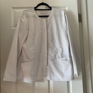 ((SOLD)) Heartsoul white scrub jacket size large